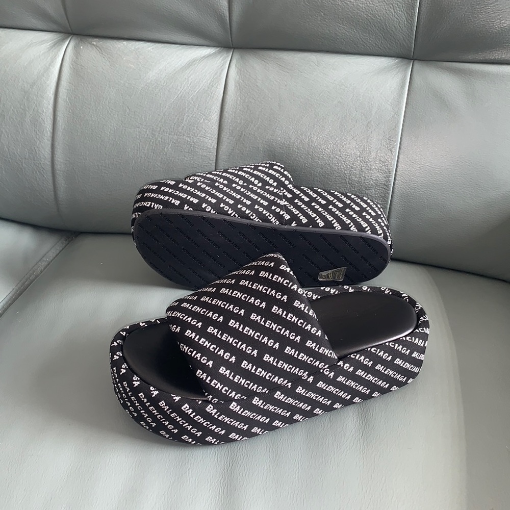 Balenciaga NWT Rise Platform Slide Sandal